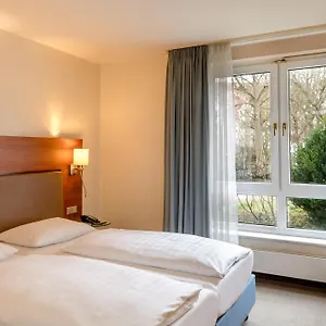 **** Otel Mercure Muenchen Airport Almanya